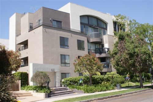 Santa Monica  Apartments