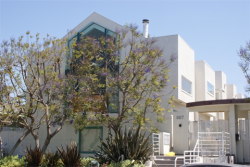 Santa Monica  Apartments