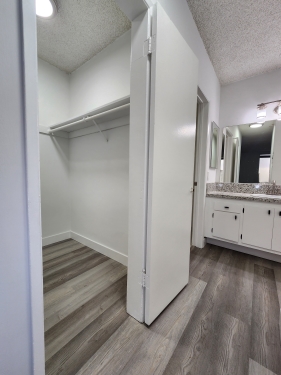 Apartment in Los Angeles