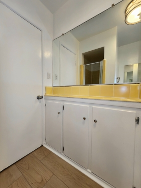 Apartment in Los Angeles