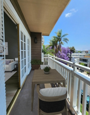 Apartment in Los Angeles