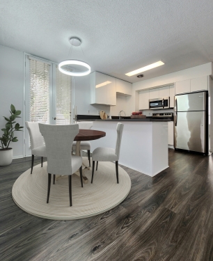 Apartment in Santa Monica