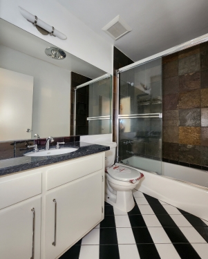 Apartment in Santa Monica