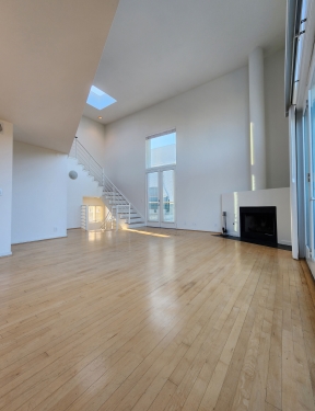 Apartment in Santa Monica